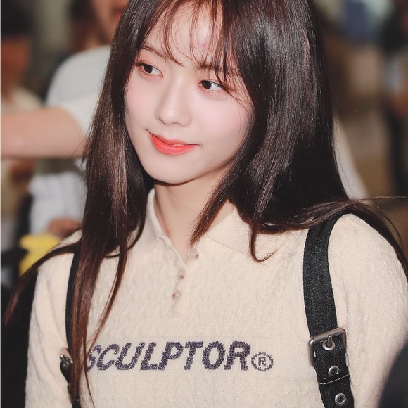 Sculptor Worldwide Glitter Cable Knit Top in Black - Picture 4 of 6